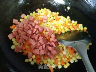 Stir-fried Corn with Ham and Carrots recipe