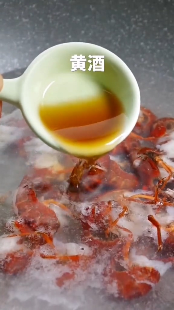 Crayfish is So Enjoyable to Eat Like this recipe