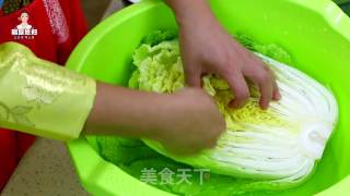 Korean Daughter-in-law Teaches You How to Make Authentic Spicy Cabbage recipe