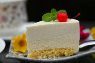 Yogurt Cheese Mousse Cake recipe