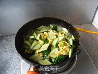 Fried Melon Slices with Egg recipe