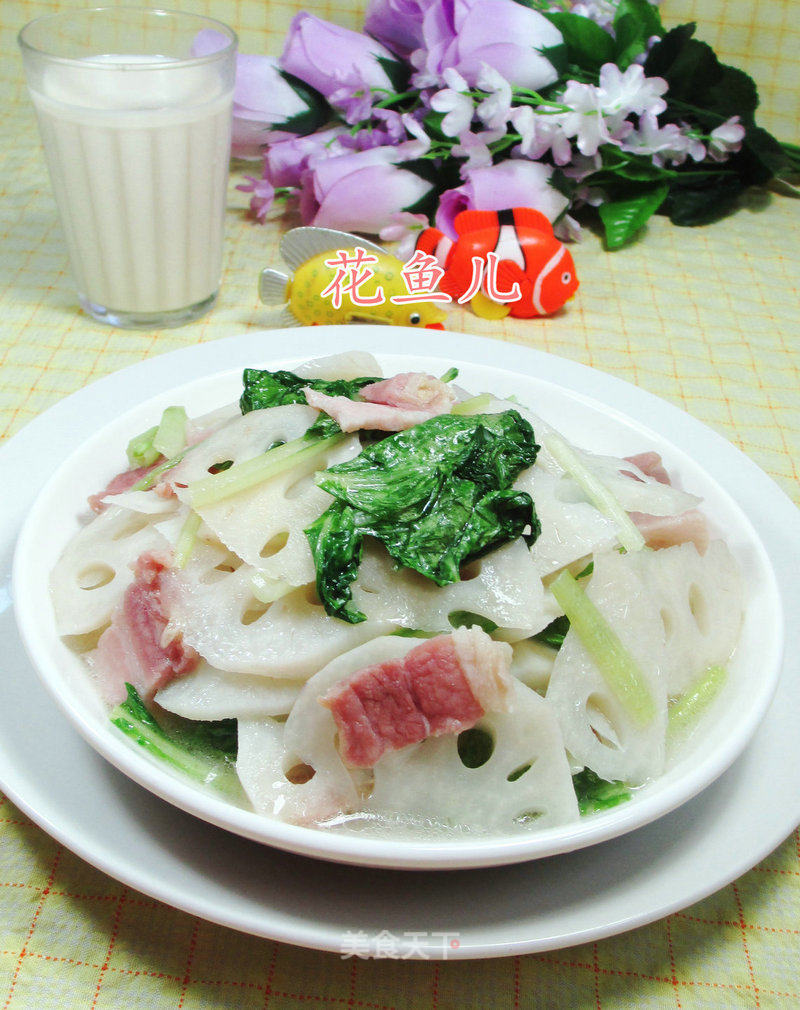Stir-fried Lotus Root with Bacon and Cabbage recipe