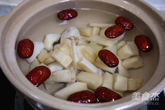 Sugar Cane and Horseshoe Sweet Soup recipe