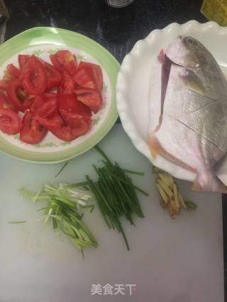 Tomato Golden Pomfret recipe