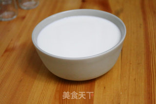 Homemade Healthy and Delicious Yogurt recipe