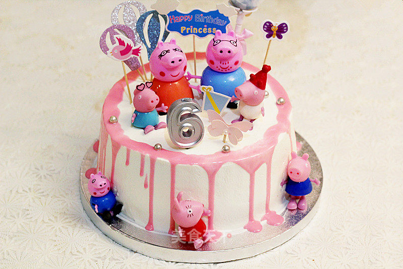 [little Pig Peppa Theme Birthday Cake]