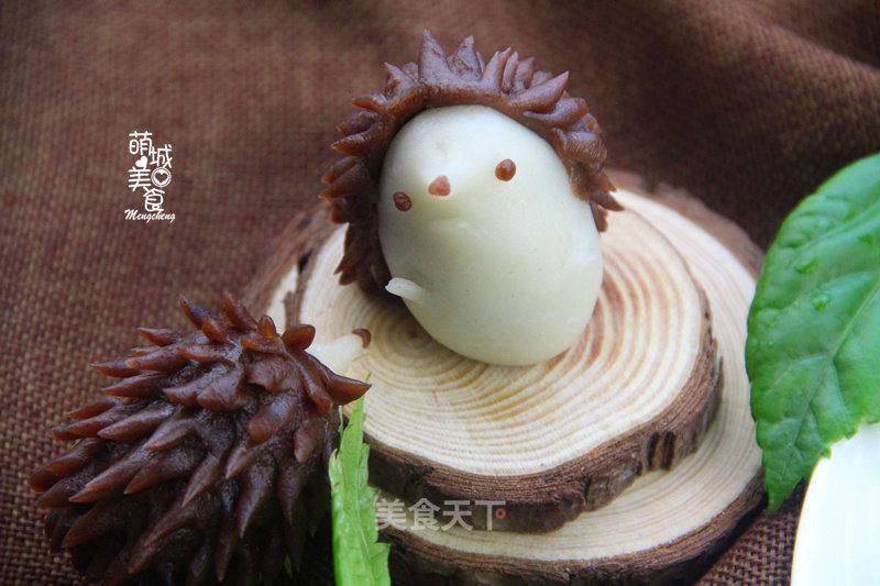 Cute Little Hedgehog Snowy Mooncakes recipe