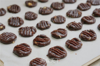 Hazelnut Cocoa Cookies recipe