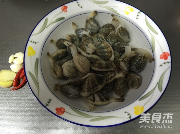 Stir-fried Clams recipe