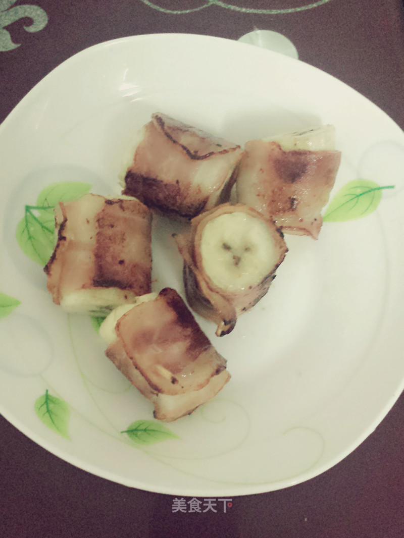 Children's Love-bacon Banana Rolls recipe