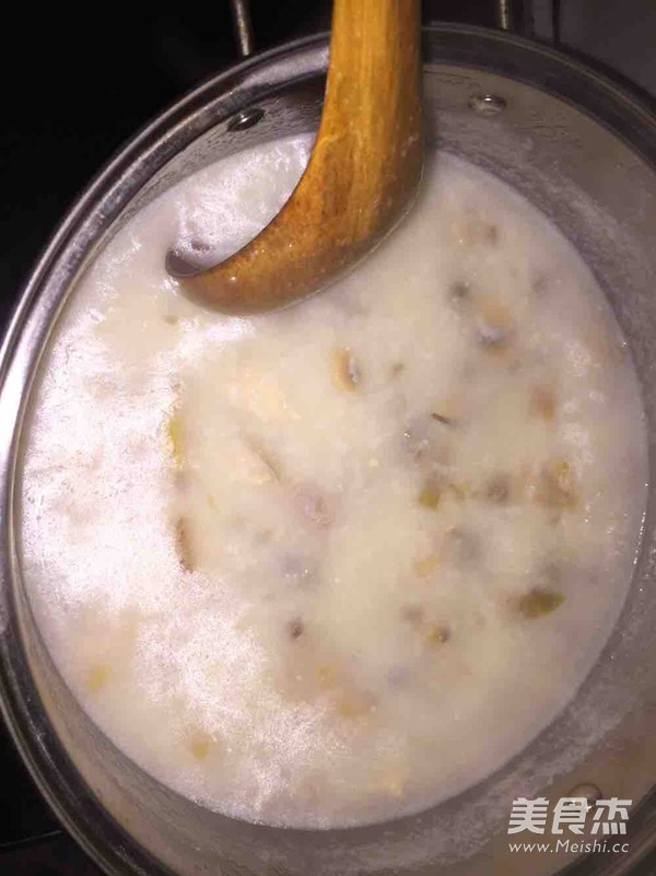 Congee with Preserved Egg and Lean Meat recipe