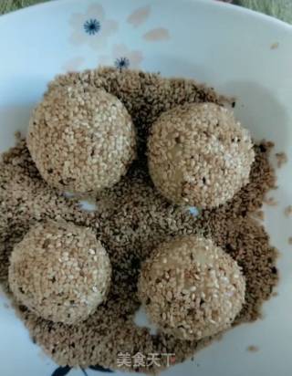 Sesame Blossom Meatballs recipe