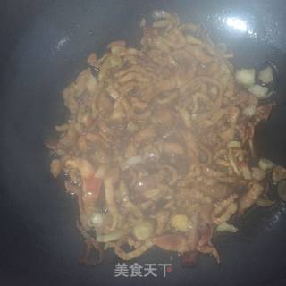 Braised Noodles with Beans recipe