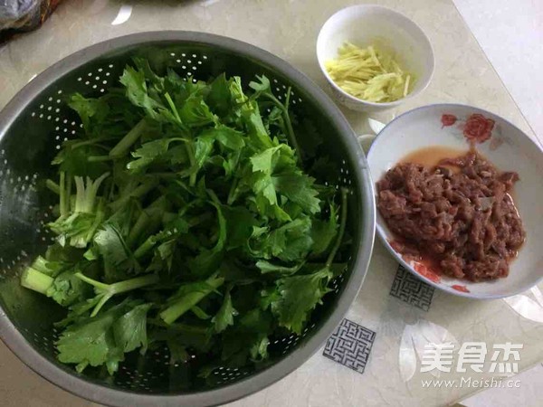 Stir-fried Shredded Beef with Celery recipe