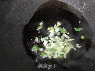 The New Way to Eat Shredded Pork with Garlic Moss and Sweet Noodle Sauce Instead of Soy Sauce. this Way, The Fried Shredded Pork with Garlic Moss is Delicious and Directly Lick The Plate. recipe