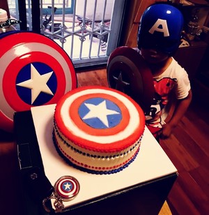 Captain America Creative Birthday Cake recipe