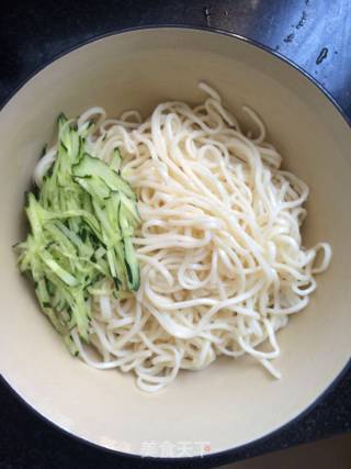 Cold Noodles with Scallion Oil and Sesame Sauce recipe