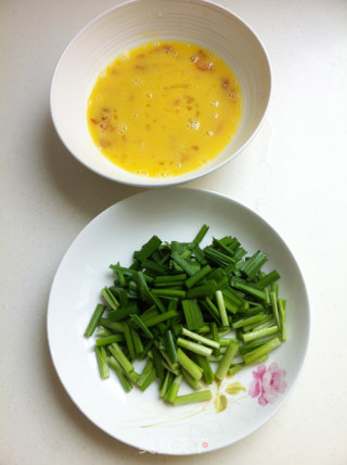 Noodles with Sea Rice and Egg recipe