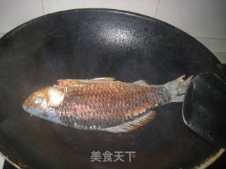 Black Sesame Crucian Carp Soup recipe