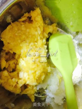 Pineapple Cake (with Super Simple Way to Wrap Pineapple Cake) recipe