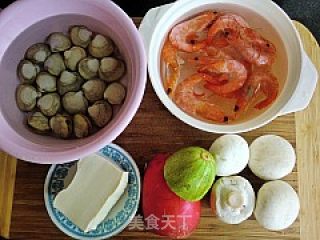 Korean Seafood Dumpling Soup recipe