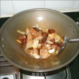 Frozen Tofu and Mushroom Chicken Wings in Claypot recipe