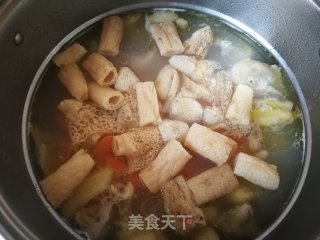 Stewed Chicken Soup with Carrots and Bamboo Fungus recipe