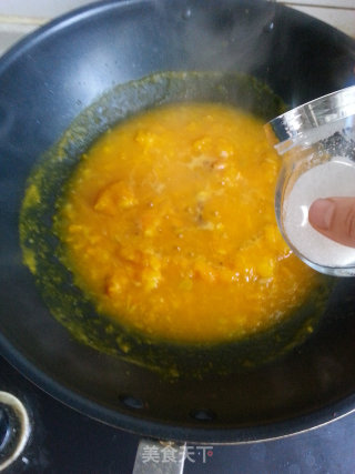 Shrimp and Pumpkin Soup recipe