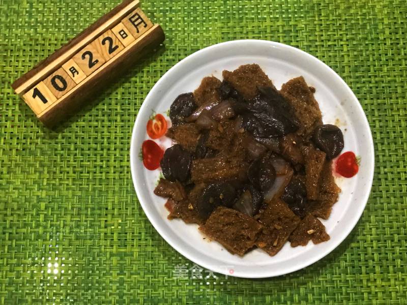 Fried Beef with Konjac and Porcini Mushrooms recipe