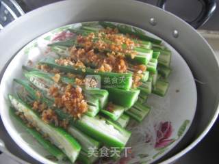 Steamed Okra with Garlic Vermicelli recipe