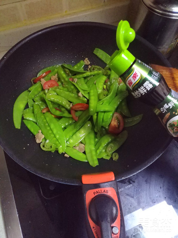 Stir-fried Snow Peas recipe