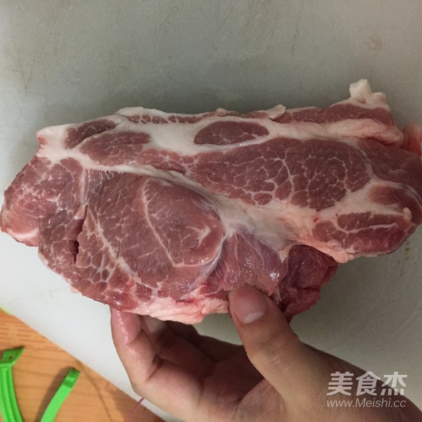 Hanging Furnace Barbecued Pork recipe