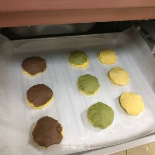 Crispy Vanilla Custard Puffs recipe