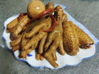 Spicy Marinated Chicken Wings and Chicken Feet recipe