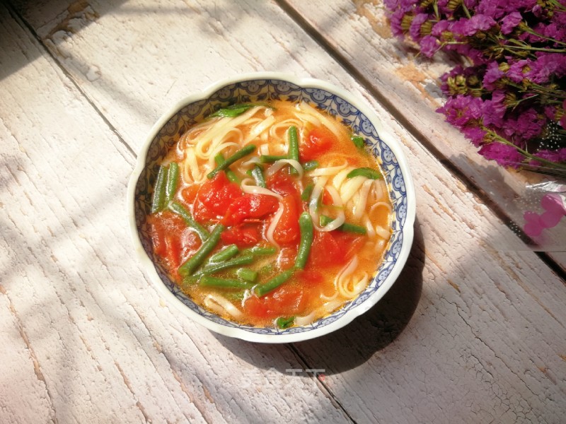 Tomato Bean Noodle Soup