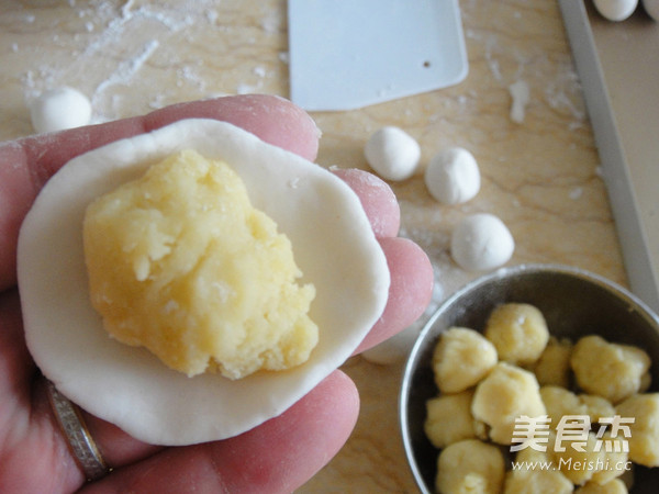 Pigeon Egg Ball recipe