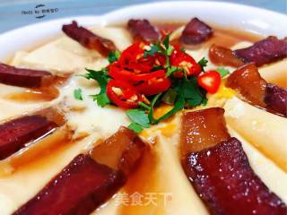 #蜡味#bacon Steamed Tofu Lying Egg recipe