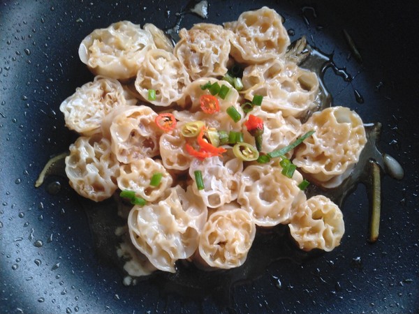 Fried Noodles and Lotus Root recipe