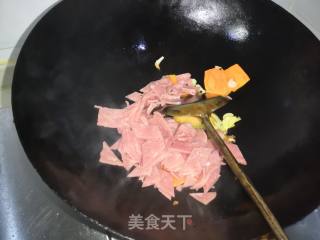 Stir-fried Ham with Zucchini recipe