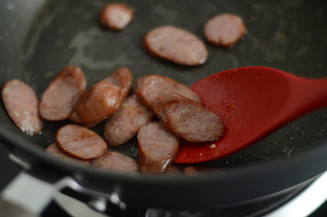 Pasta with Beef Sausage and Tomato Sauce recipe