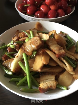 Roasted Pork and Stir-fried Ginger recipe