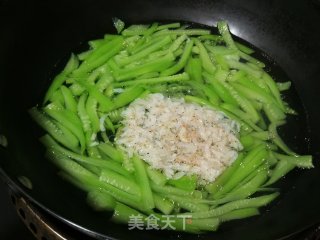 Shrimp Skin Loofah Soup recipe