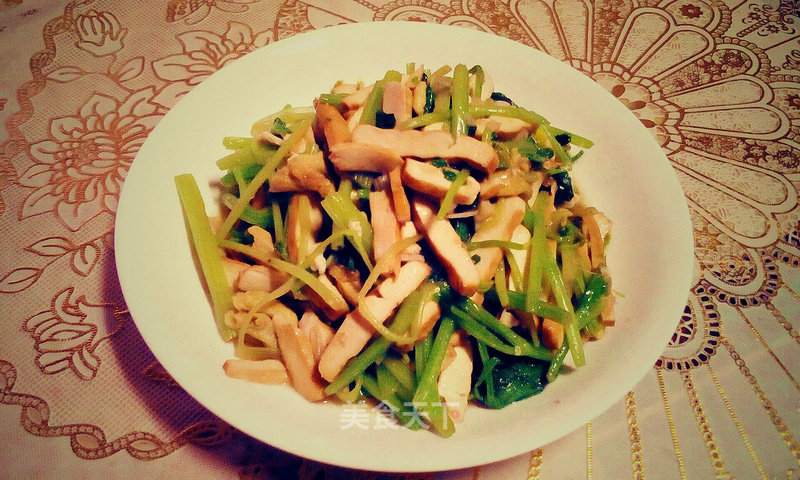 Stir-fried Egg and Celery recipe