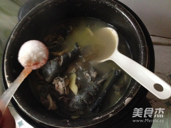 Stewed Black-bone Chicken with Sweet Potato Vermicelli recipe