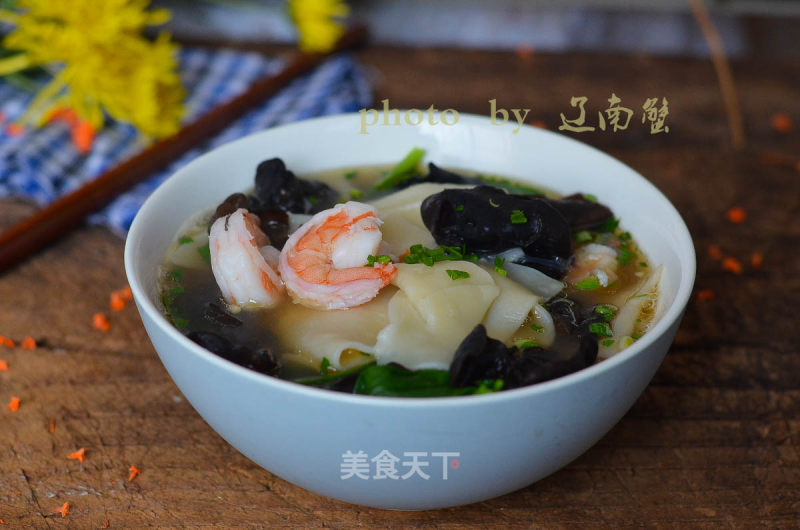 Sour Soup Dumpling Wrappers, Appetizing and Warming Up, Especially Beautiful to Eat in Winter recipe