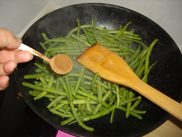 Carob Stewed Bone recipe