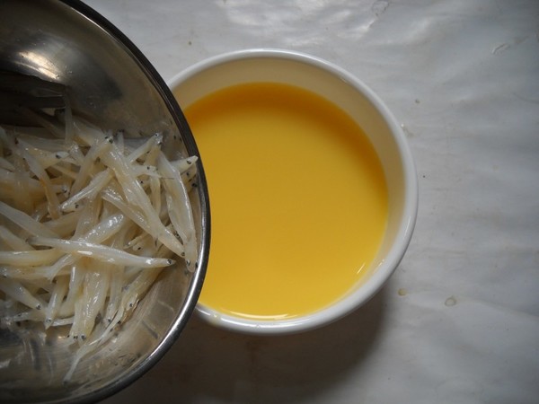 Whitebait Steamed Custard recipe