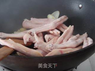 Duck Feet with Abalone Sauce recipe