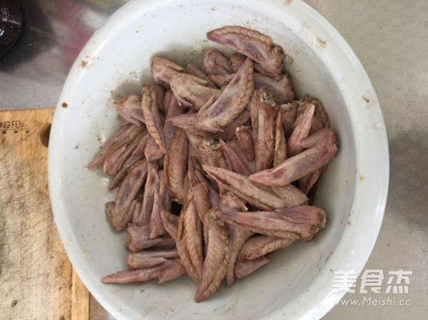 Pan-fried Chicken Wing Tips recipe