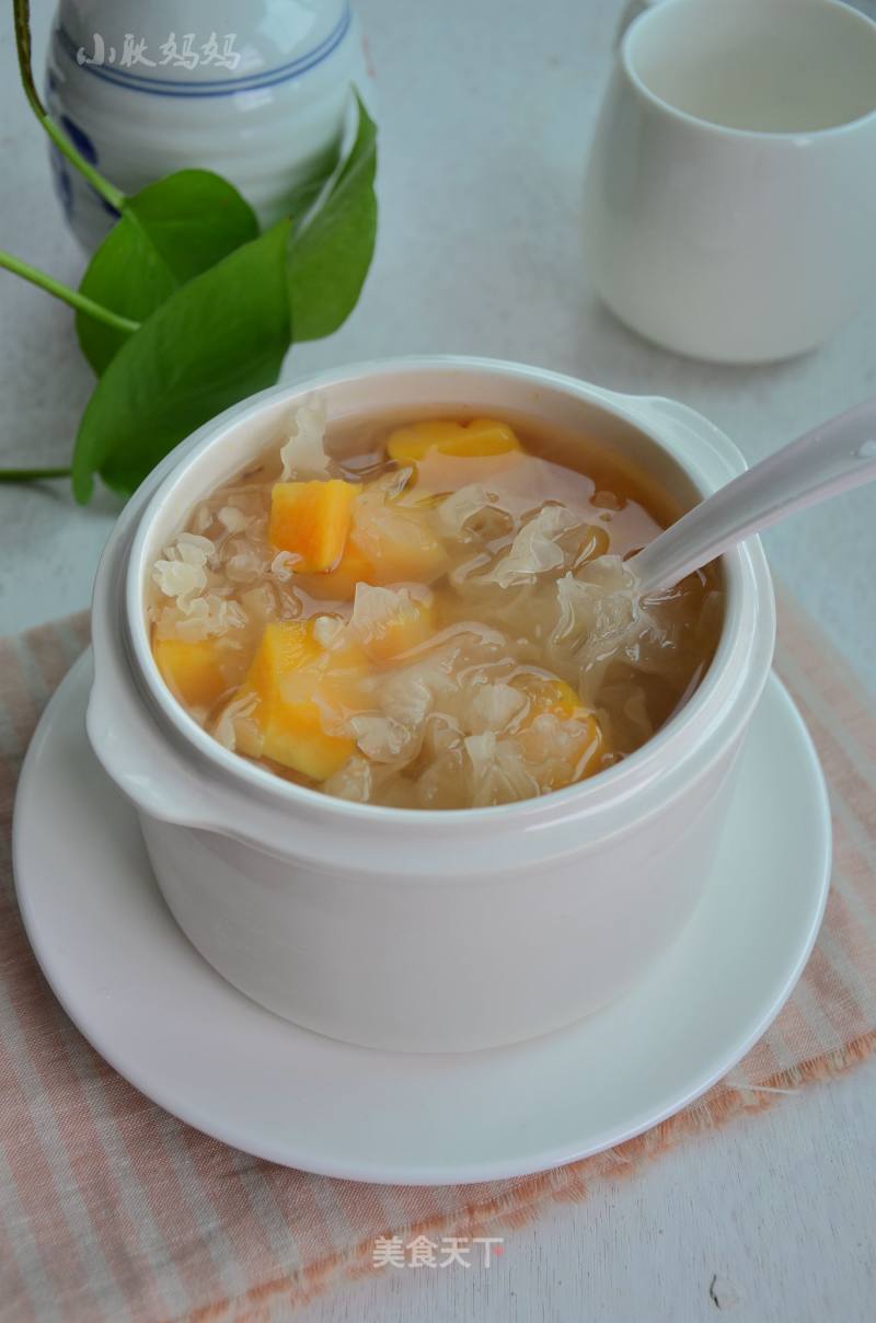 Tremella Coix Seed Potato Soup recipe
